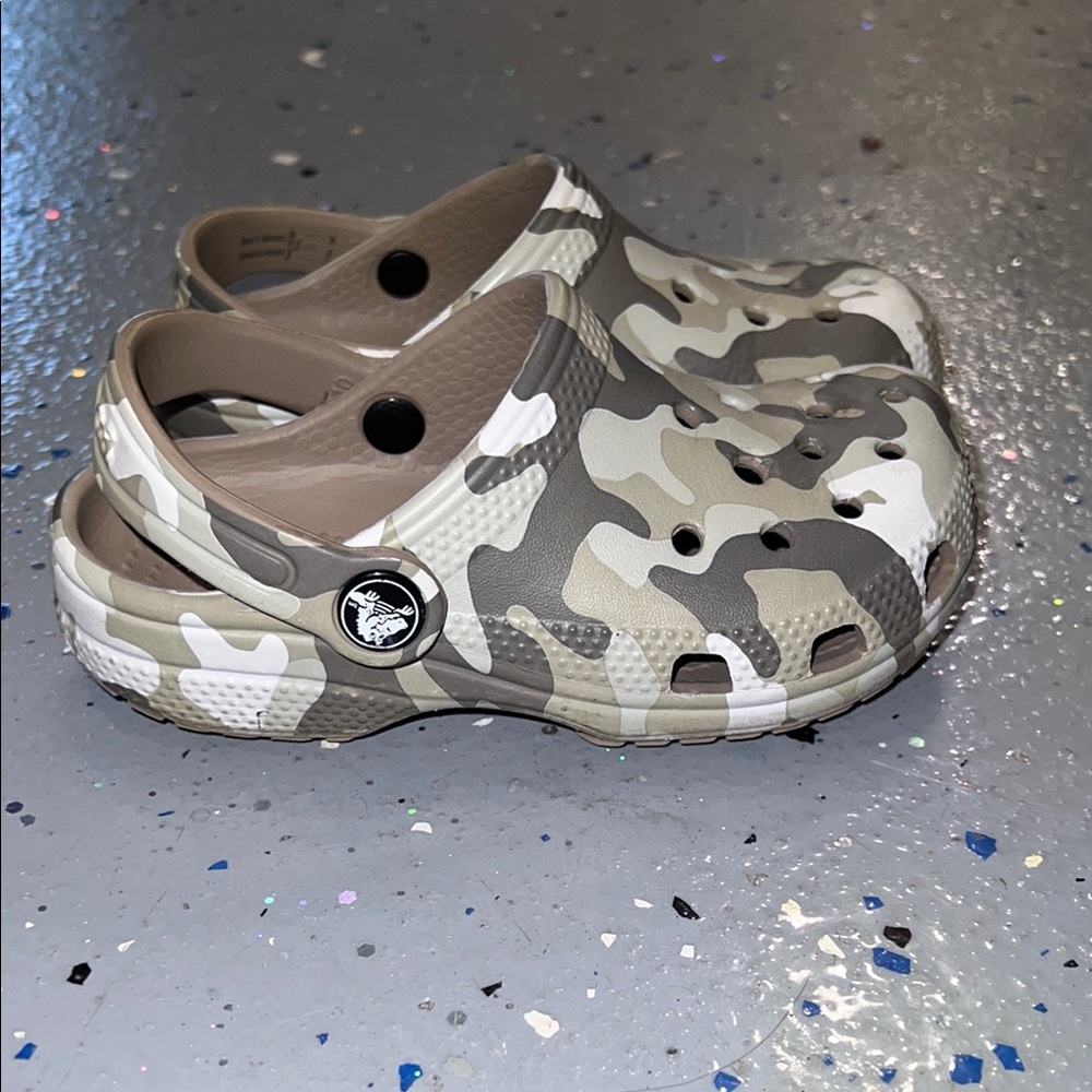 CROCS toddler shoes